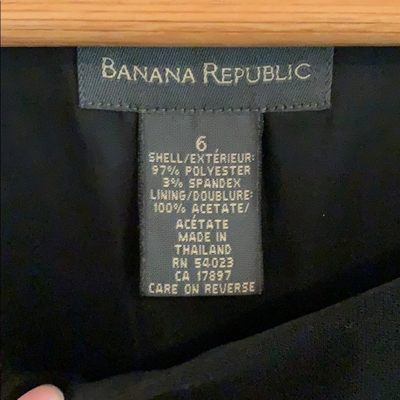 Black banana republic shift dress - Picture 2 of 4